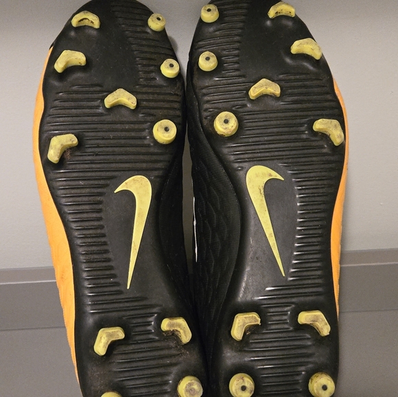 Nike Hypervenom Phantom III DF FG Soccer Cleats – Yellow/Black – Size 10.5 - Picture 7 of 7